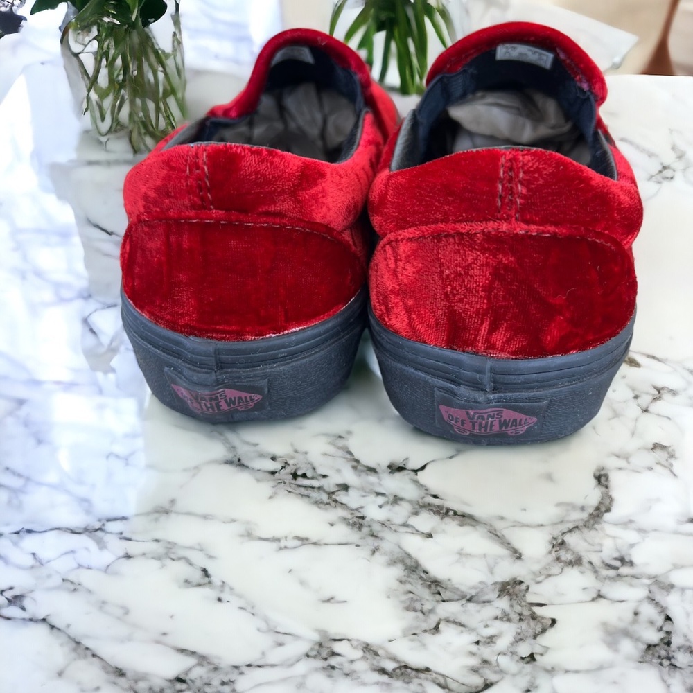 Vans Classic Slip On Velvet Wine Oxblood Black Sneakers Women's Size 8.5 Men's 7 - Picture 4 of 12